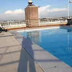 Apart Lisbon Pool Metro Garage