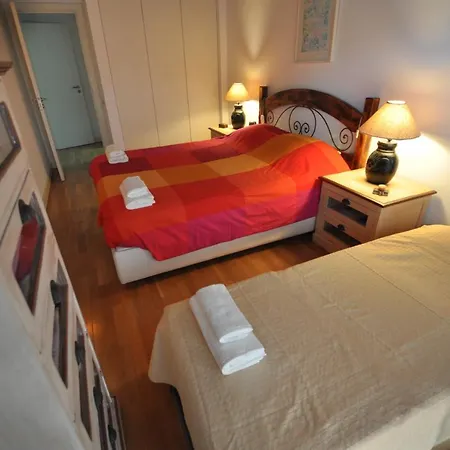 Apart Lisbon Pool Metro Garage Apartment