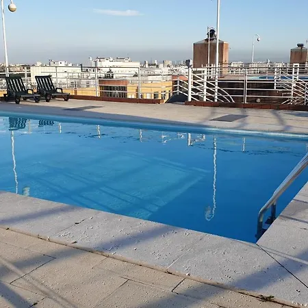 Pool Metro Garage Lisboa