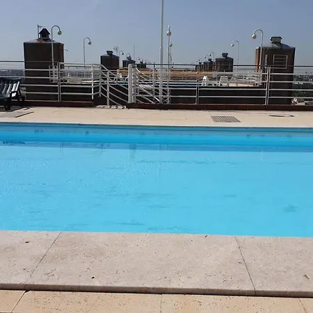 شقة Pool Metro Garage *