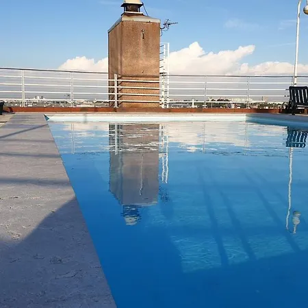 Apartamento Pool Metro Garage